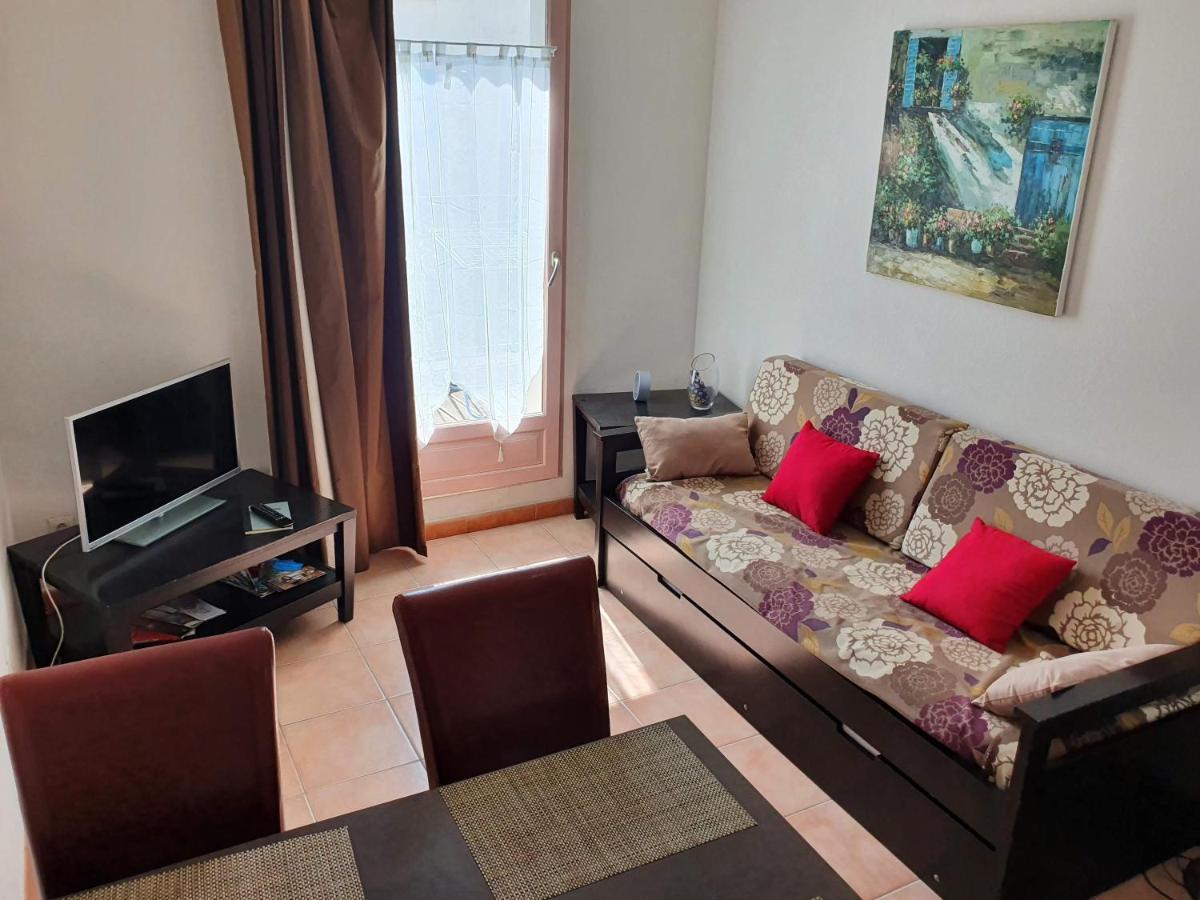 Joli Appartement T2 Dans Residence Avec Piscine, Hammam Et Parking Gratuits Carcassonne Luaran gambar