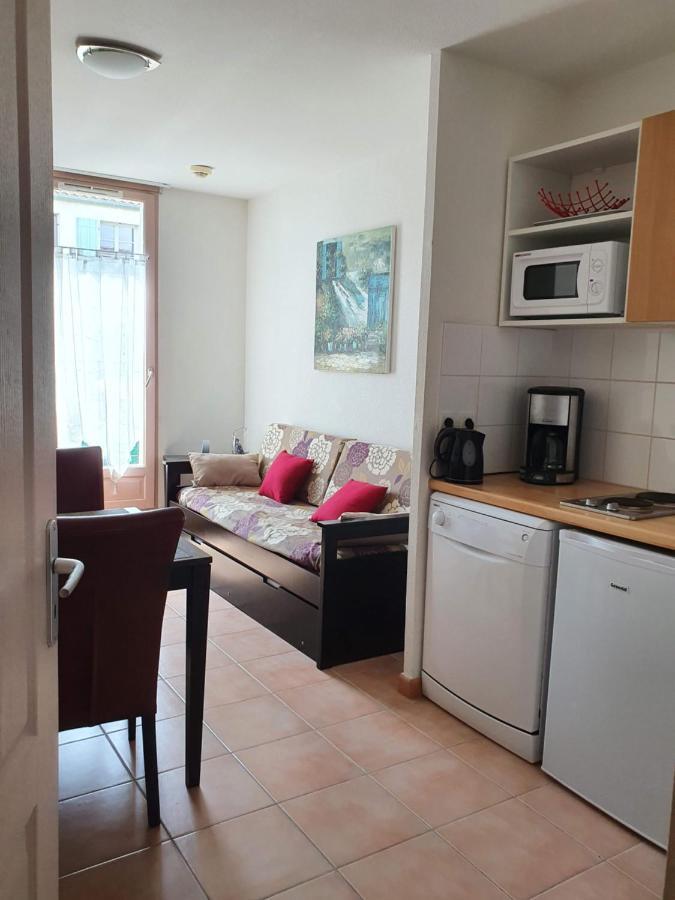 Joli Appartement T2 Dans Residence Avec Piscine, Hammam Et Parking Gratuits Carcassonne Luaran gambar
