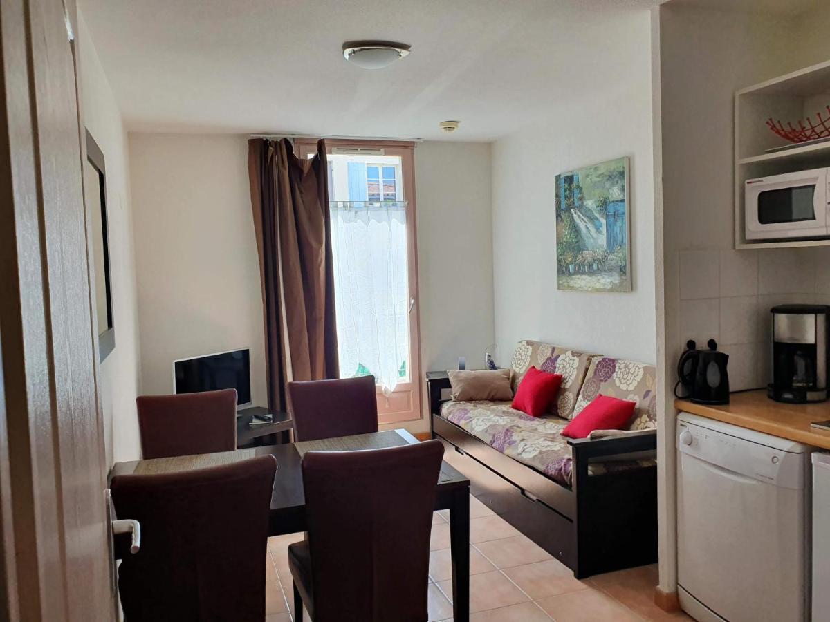 Joli Appartement T2 Dans Residence Avec Piscine, Hammam Et Parking Gratuits Carcassonne Luaran gambar