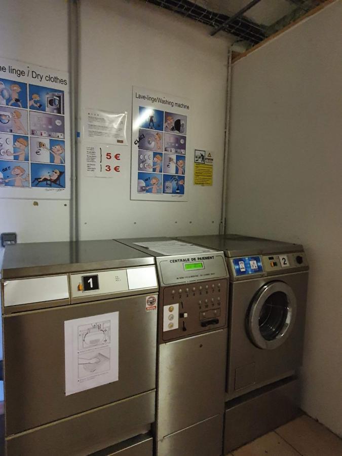 Joli Appartement T2 Dans Residence Avec Piscine, Hammam Et Parking Gratuits Carcassonne Luaran gambar